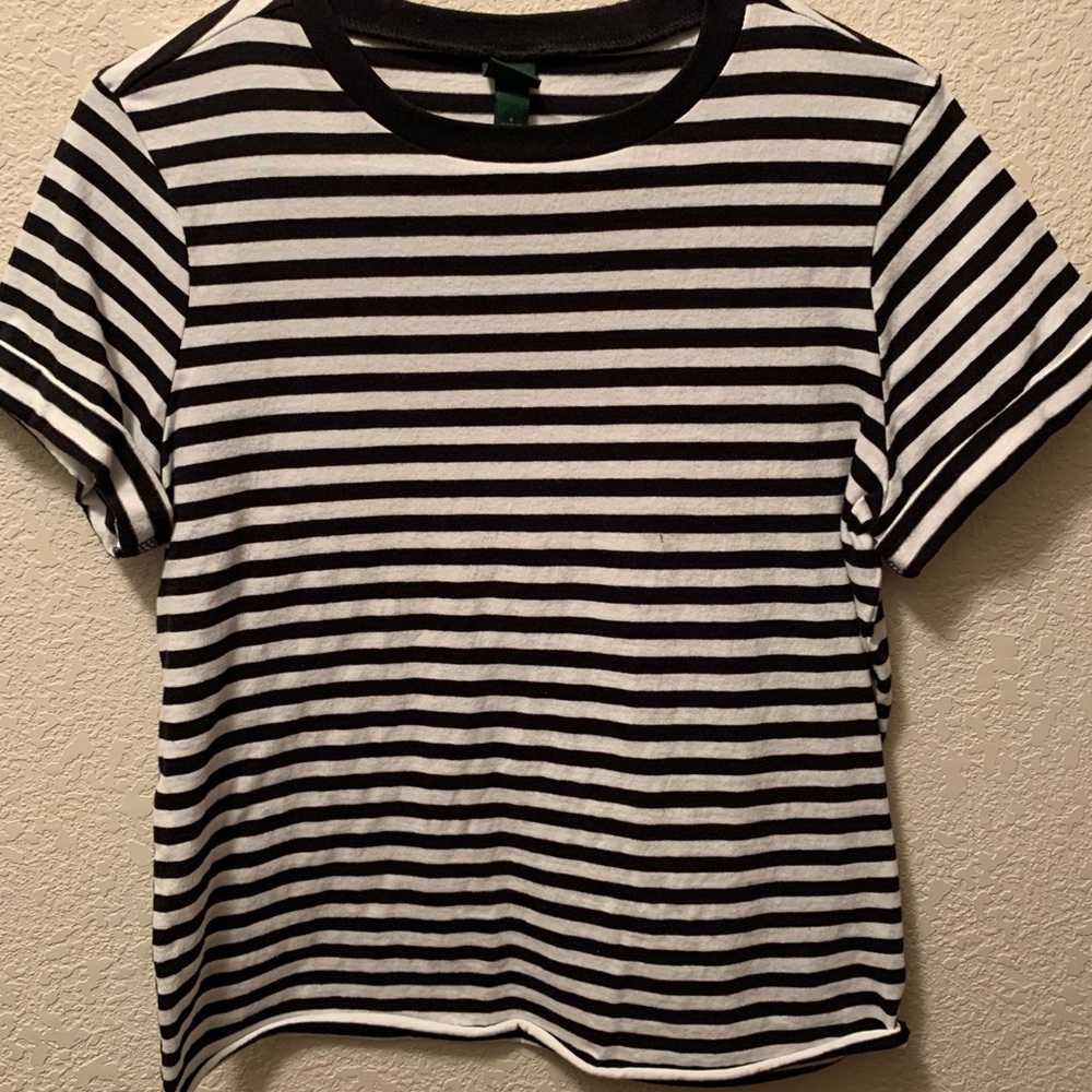 Wild Fable Black & White Striped T-shirt S